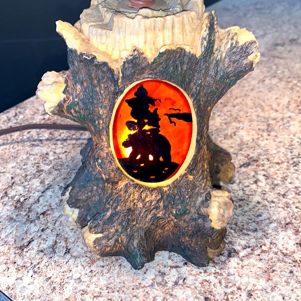 Vintage Rustic Double lighted outdoor mountain bear lamp